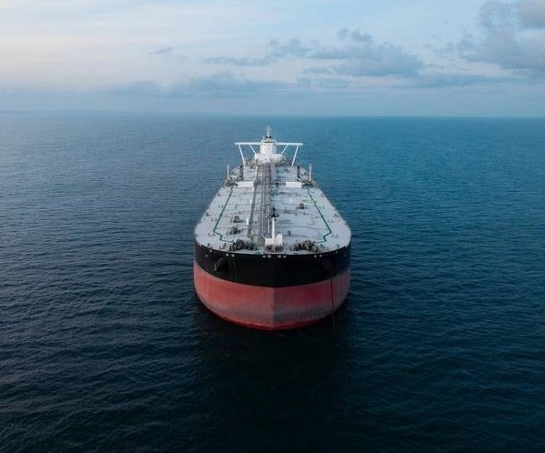 Traffic visible via http://MarineTraffic.com in the Strait of Hormuz shows at least 2 dozen vessels have transited over the last 24 hours